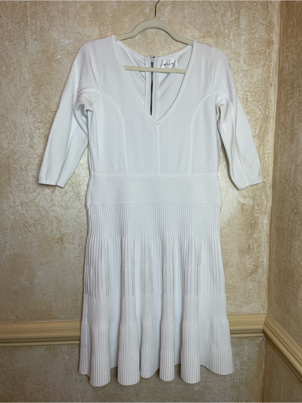 Milly White Fit and Flare Bandage Knit V-Neck Midi Dress Long Sleeve Size Large - Picture 3 of 13